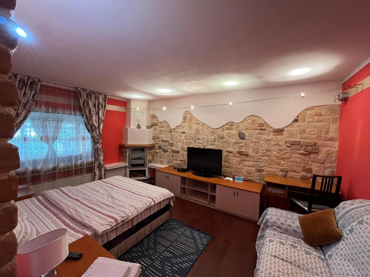 Apartament Central Targu Neamt Eksteriør bilde